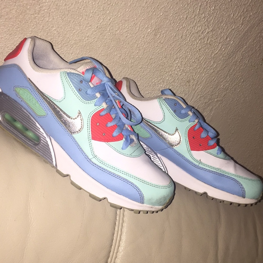 Air maxes 😍